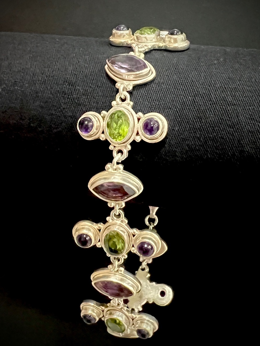 Vintage 925 Sajen Amethyst and Peridot Bali Bracelet and Earring Set - Picture 4 of 6